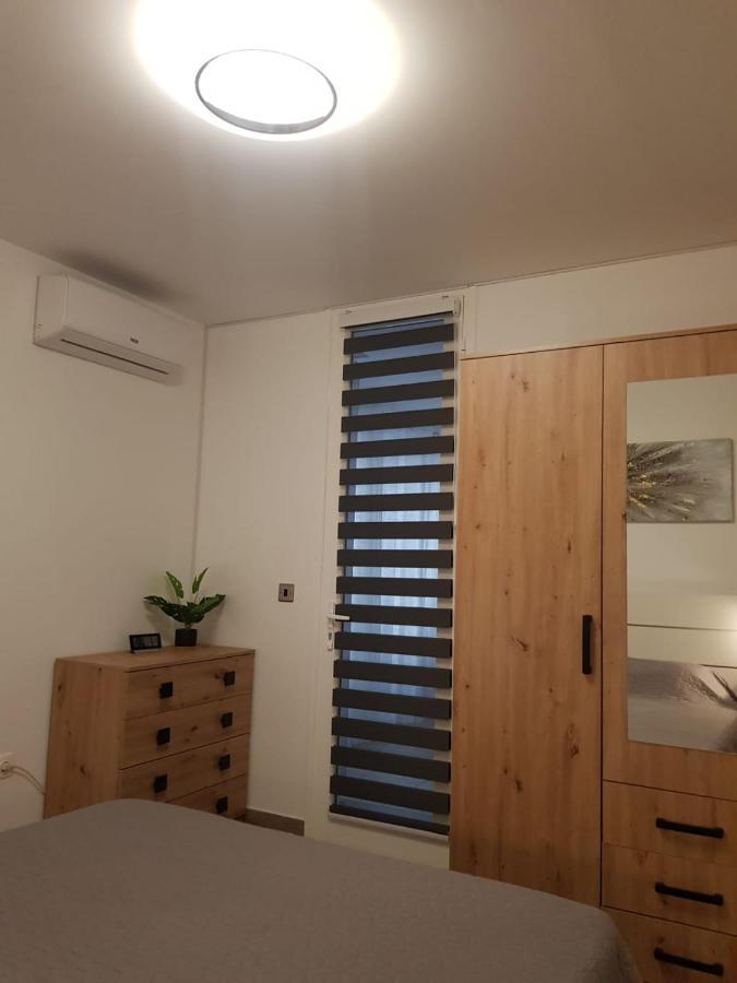 Family Comfortable Apartment Arona  Ngoại thất bức ảnh